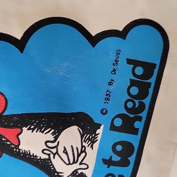 CLEARANCE Vintage Dr. Seuss I Like To Read Bookbag - Picture 3 of 4
